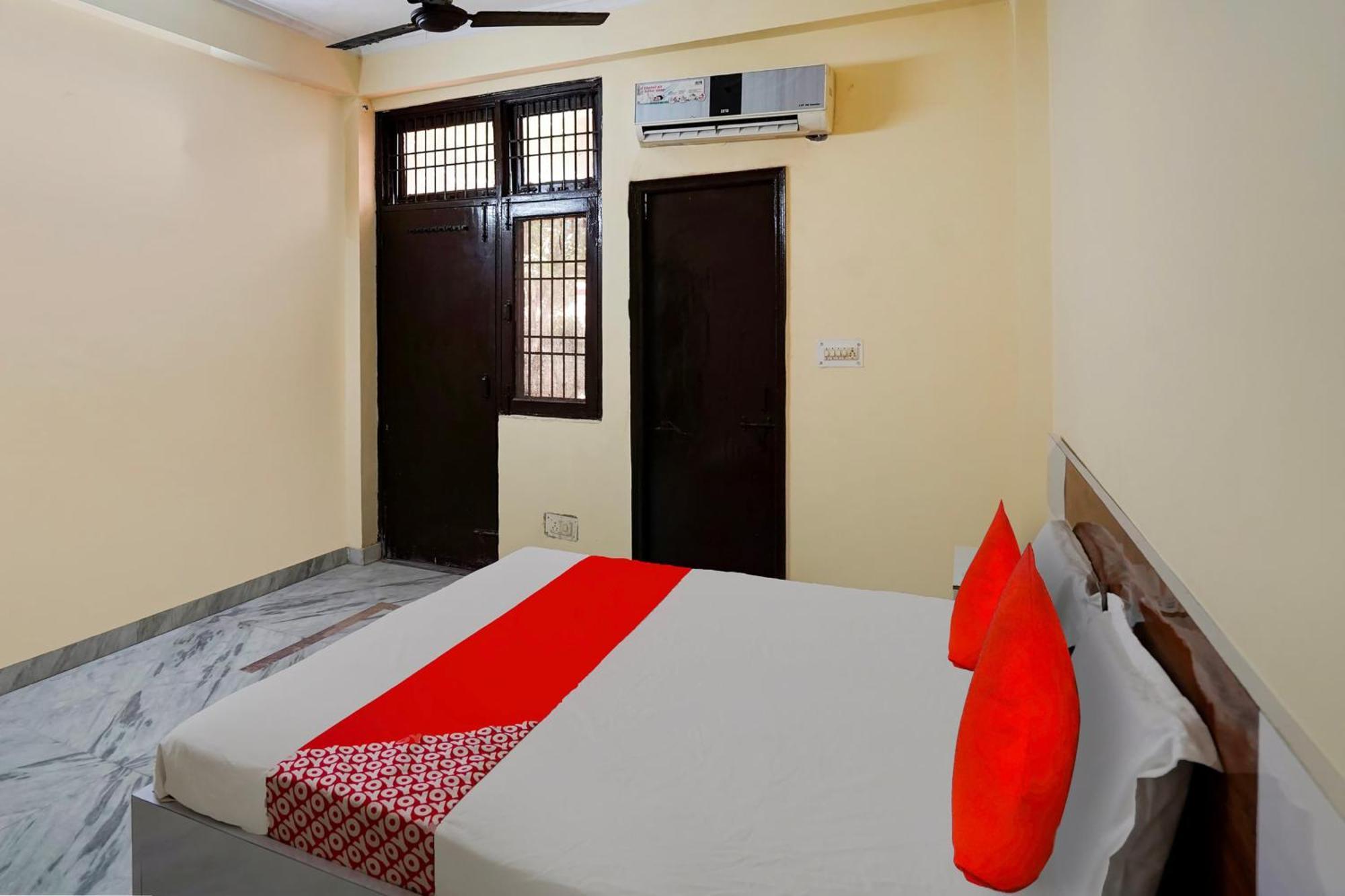Hotel O 81617 The Pacific Hotel Ghaziabad Bagian luar foto