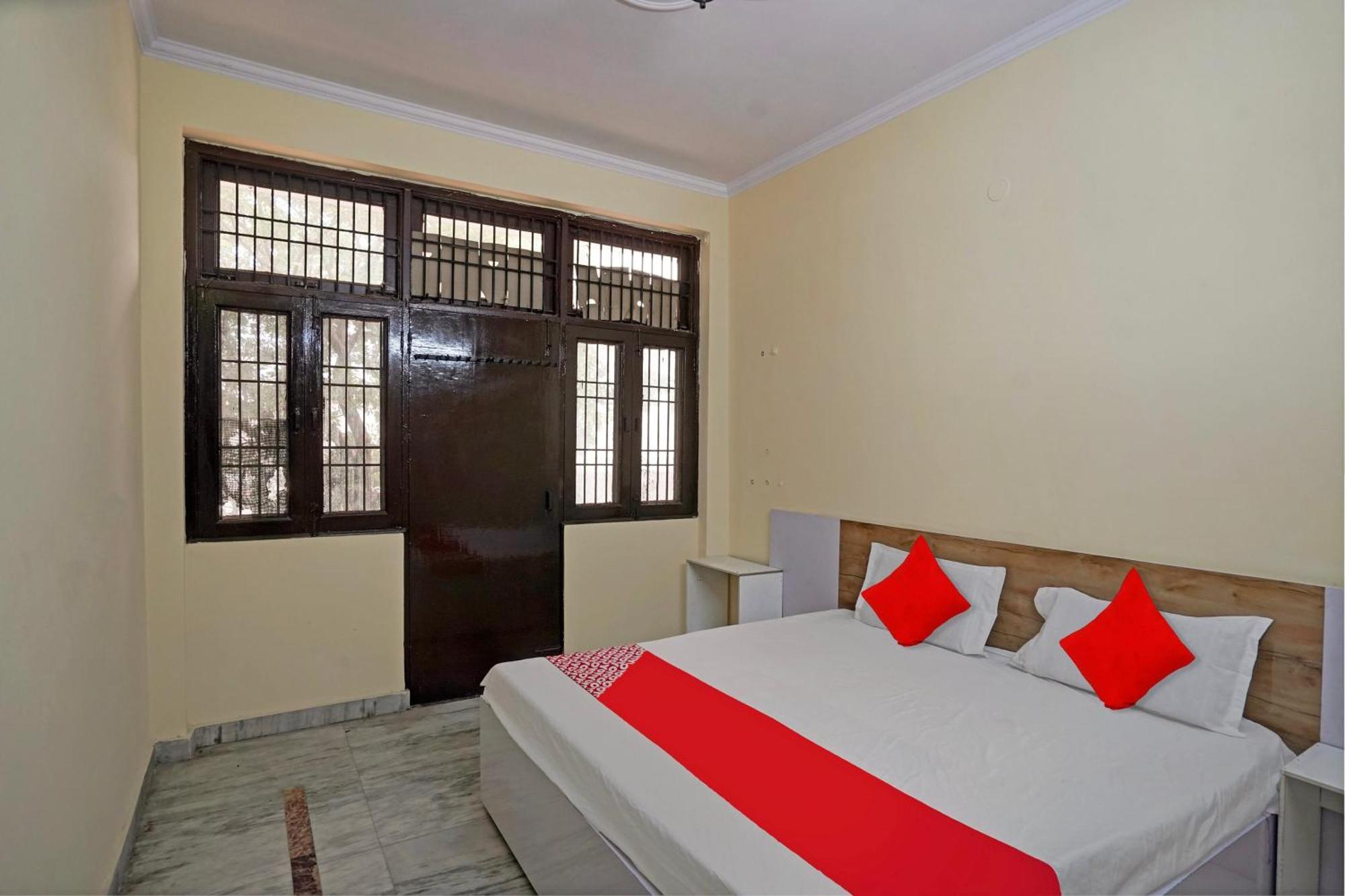 Hotel O 81617 The Pacific Hotel Ghaziabad Bagian luar foto